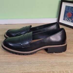 Black Loafers for Women